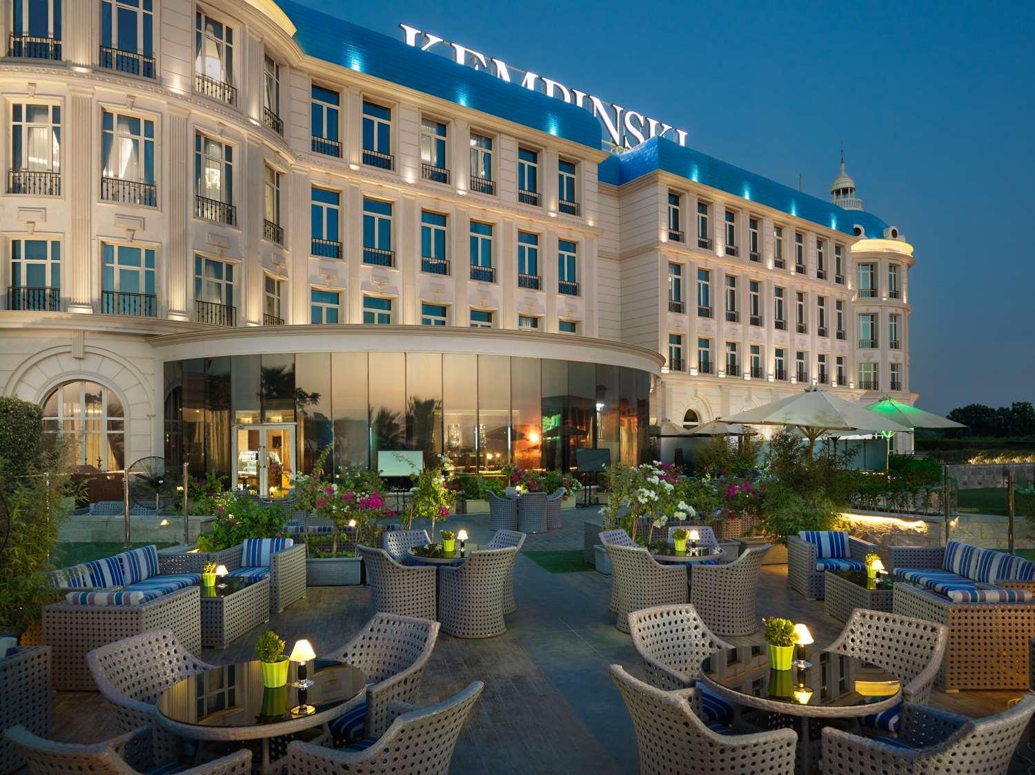 Royal Maxim Palace Kempinski El Cairo Exterior foto The hotel's exterior