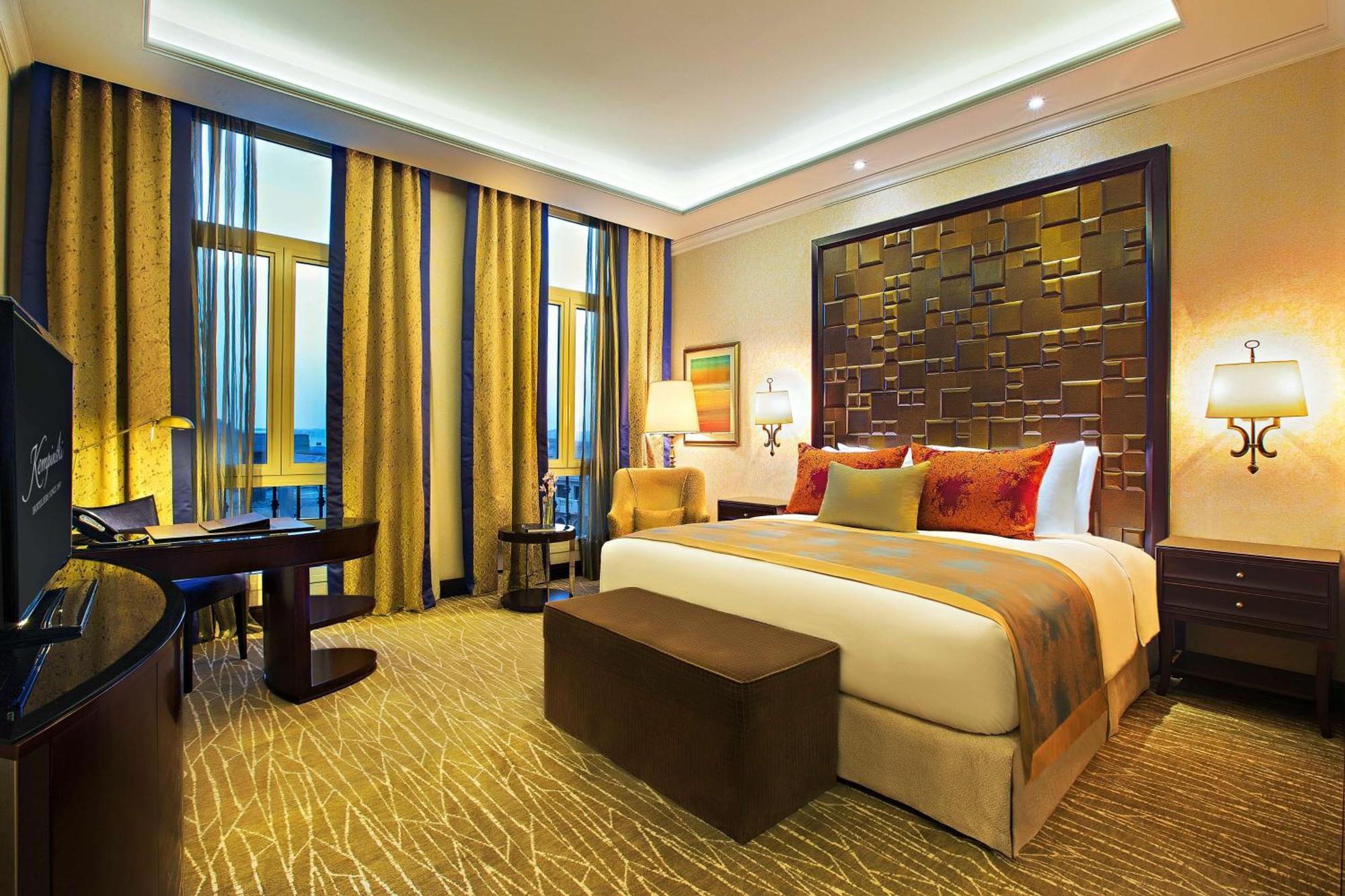 Royal Maxim Palace Kempinski El Cairo Exterior foto A bedroom at the hotel