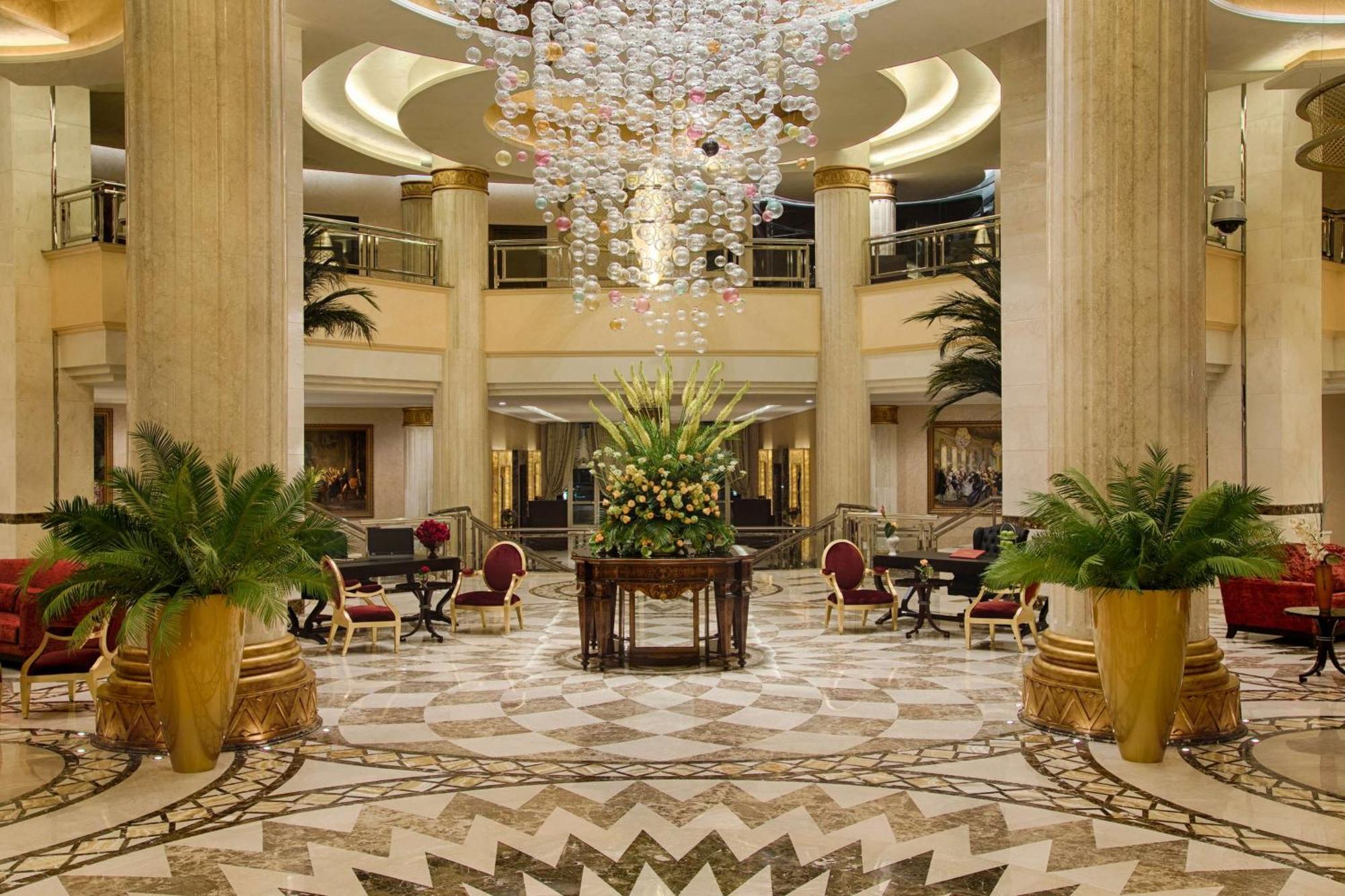 Royal Maxim Palace Kempinski El Cairo Exterior foto Lobby