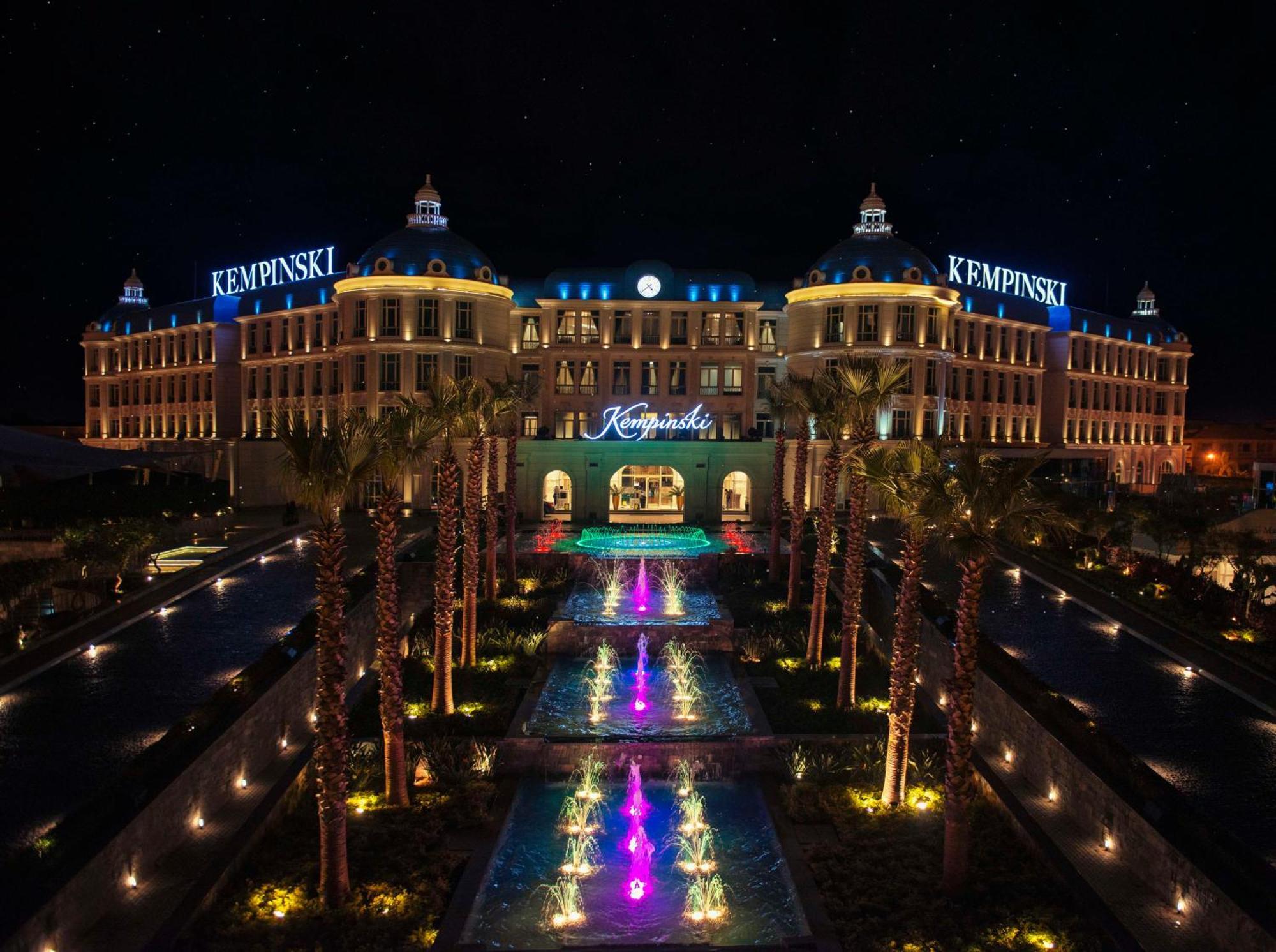 Royal Maxim Palace Kempinski El Cairo Exterior foto The Kempinski Hotel in Aqaba